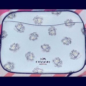 Coach purse for sale! Like brand new